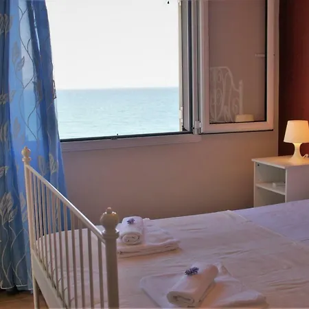 Gems Apartment *